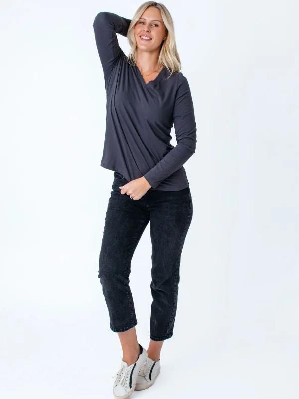 Women's Vintage Black Long Sleeve V-Neck