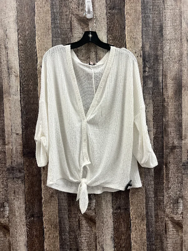 Sweater By Cme In White, Size: M