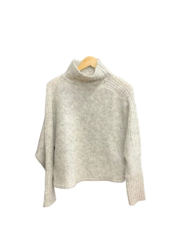 Sweater By Max Studio In Grey, Size: Xs