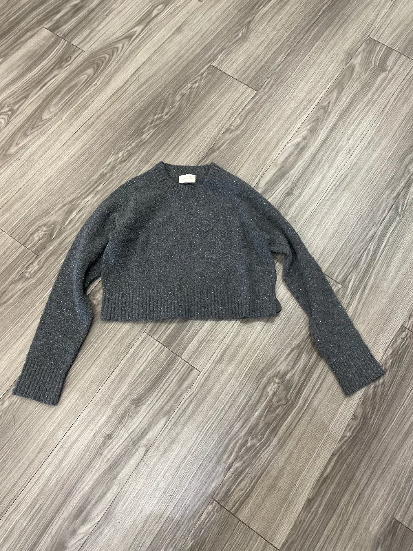 Sweater By Universal Thread In Grey, Size: S