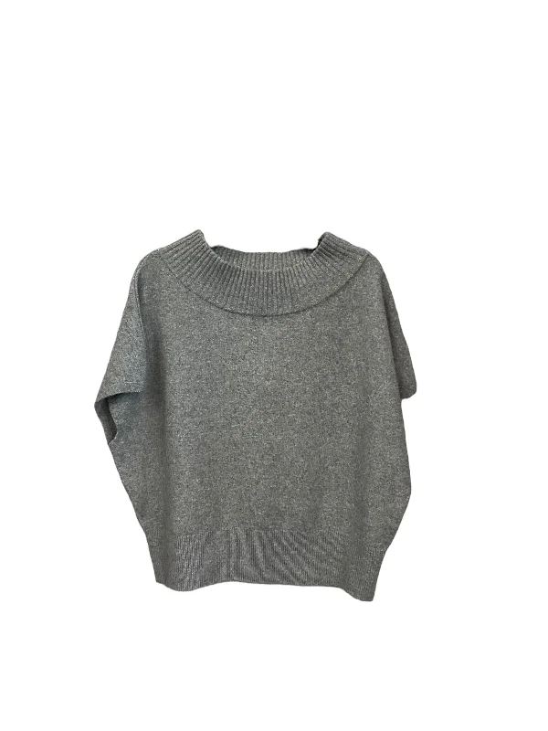 Sweater Short Sleeve By Express In Grey, Size: 0